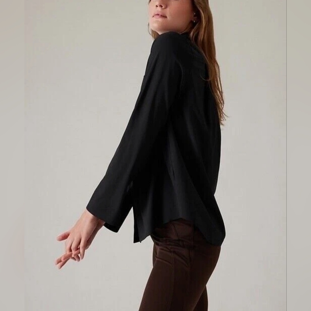 Athleta Everlasting Collared Lightweight Long Sle… - image 2